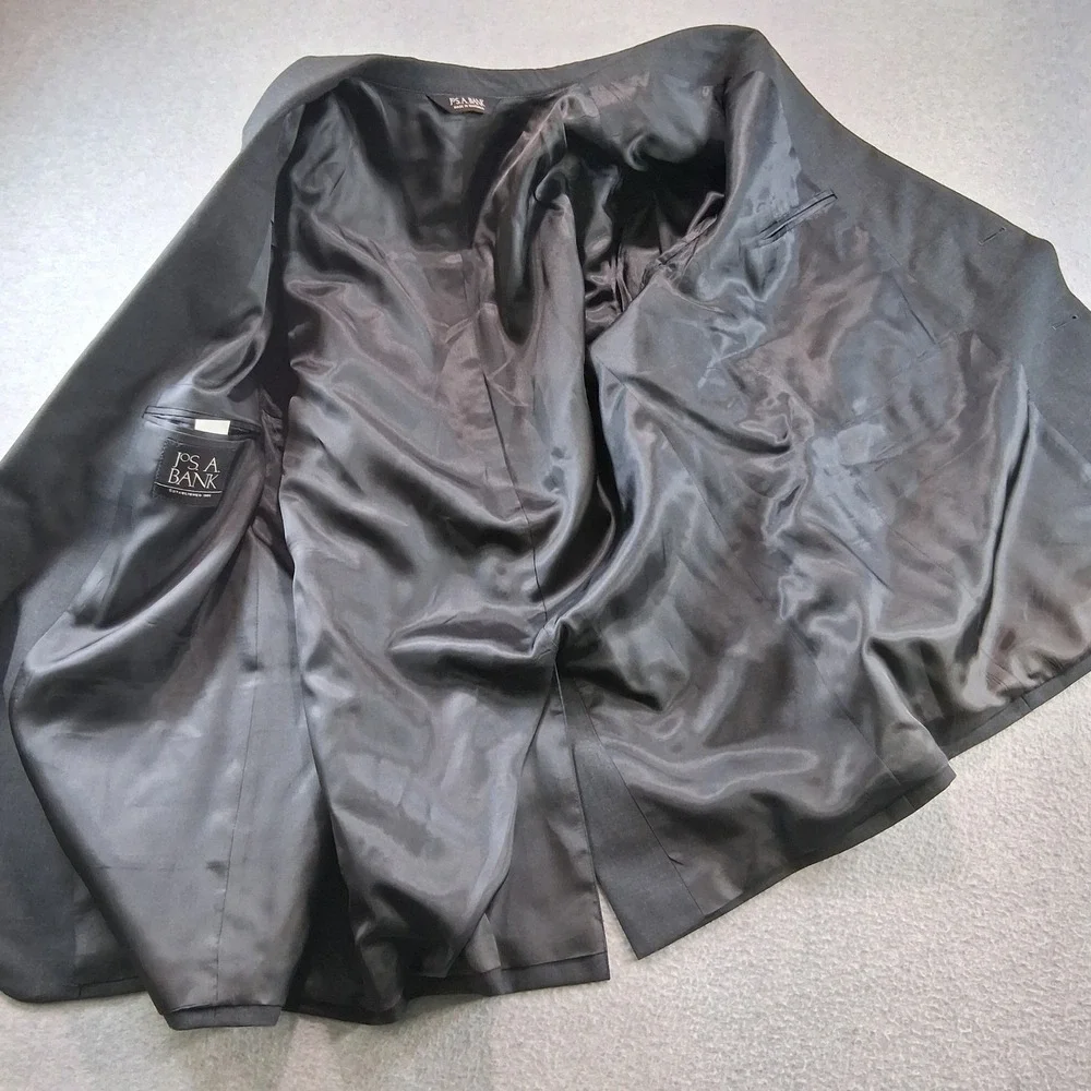 Jos A Bank Suit 46S 40x28 Gray Heathered Wool Two Button Flat Front No Cuff Pant